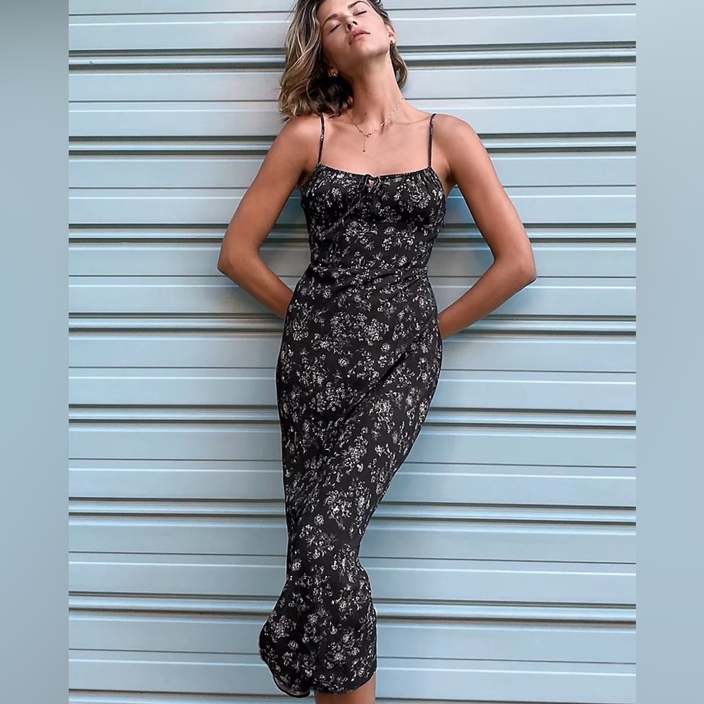 NWT Aritzia Bellow dress